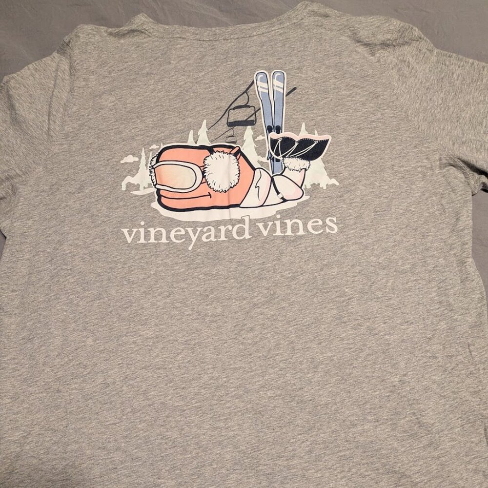 Vineyard Vines Skiing Whale Long Sleeve Logo T-Shirt Size XL Gray